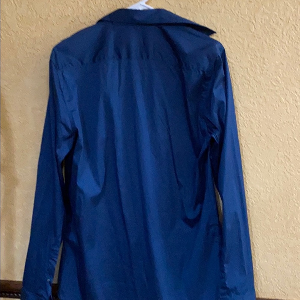 Lacoste Button Up - Picture 3 of 3